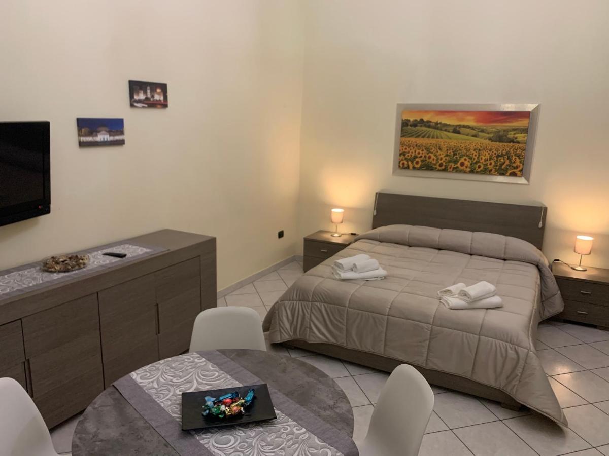 הוילה Centro Storico Napoli La Casa Di Ciro מראה חיצוני תמונה