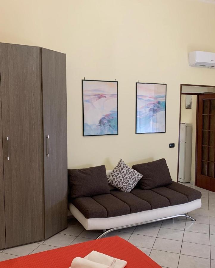הוילה Centro Storico Napoli La Casa Di Ciro מראה חיצוני תמונה