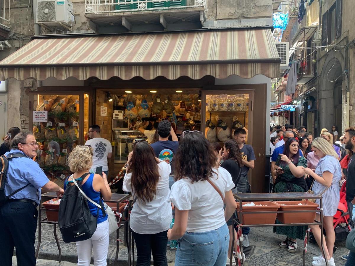 הוילה Centro Storico Napoli La Casa Di Ciro מראה חיצוני תמונה
