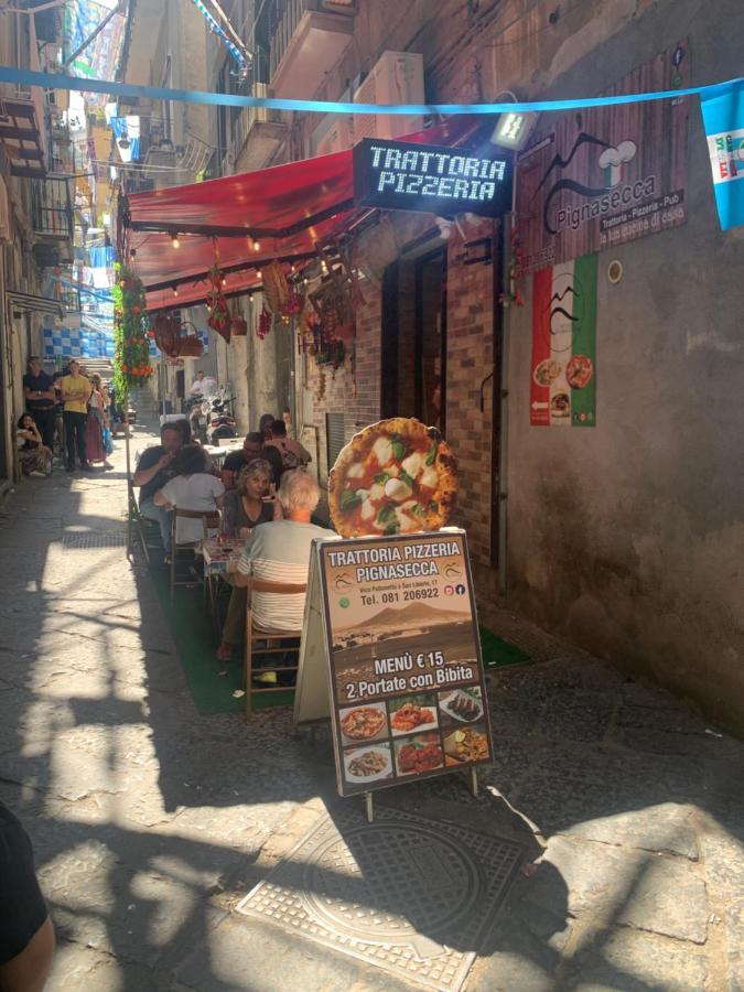 הוילה Centro Storico Napoli La Casa Di Ciro מראה חיצוני תמונה