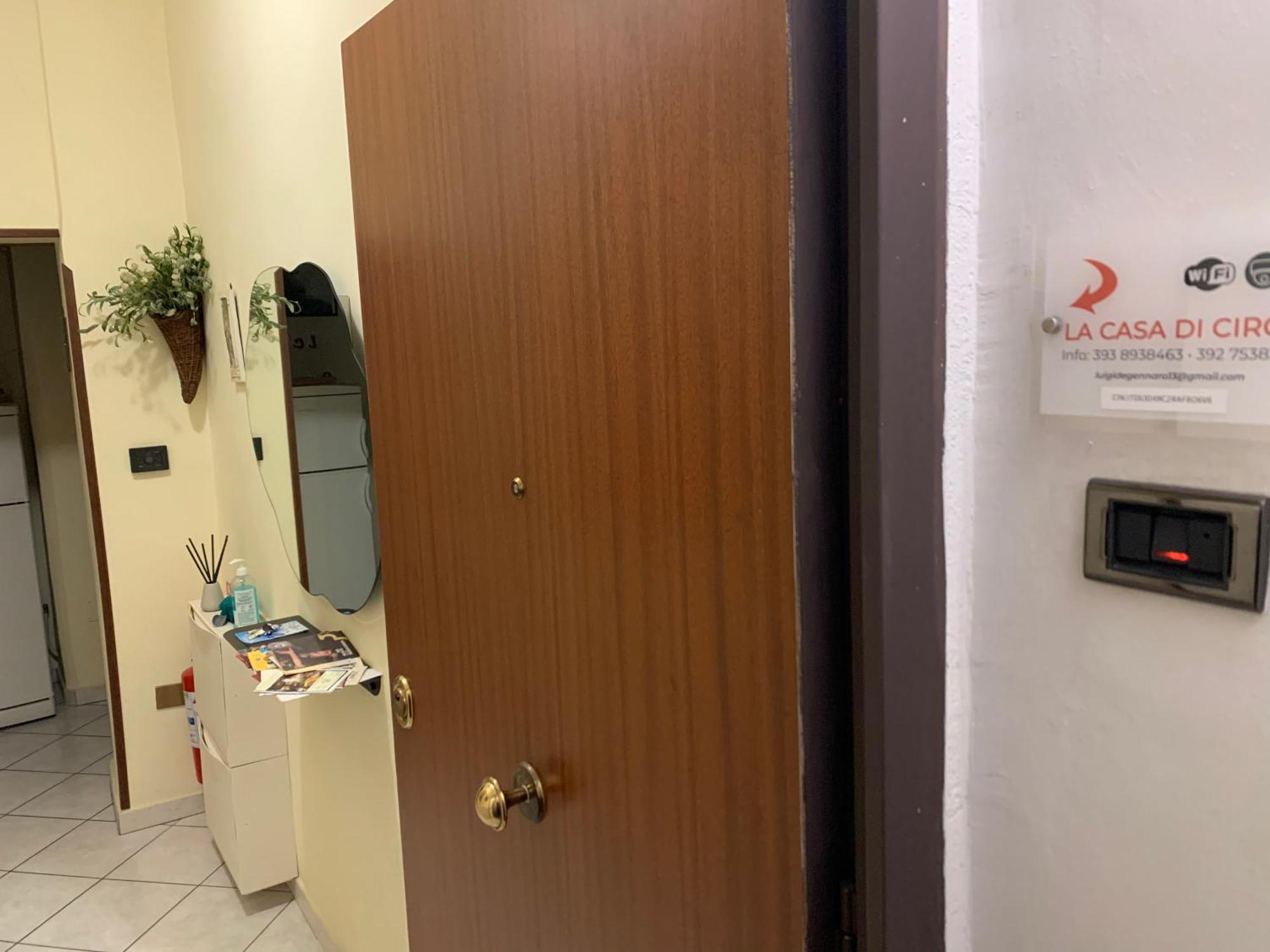 הוילה Centro Storico Napoli La Casa Di Ciro מראה חיצוני תמונה